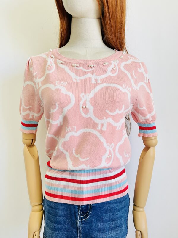 Blusa rosa con ovejas, Talla M - Image 2