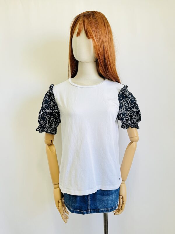 Blusa mangas bordadas, Talla M