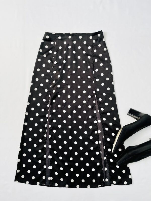 Falda negra polka dots,  Talla XS