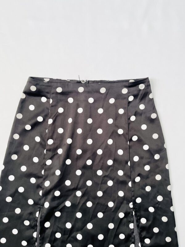 Falda negra polka dots,  Talla XS - Image 2