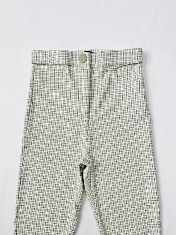 Pantalon de cuadros corte cigarette, Talla S-M - Image 2