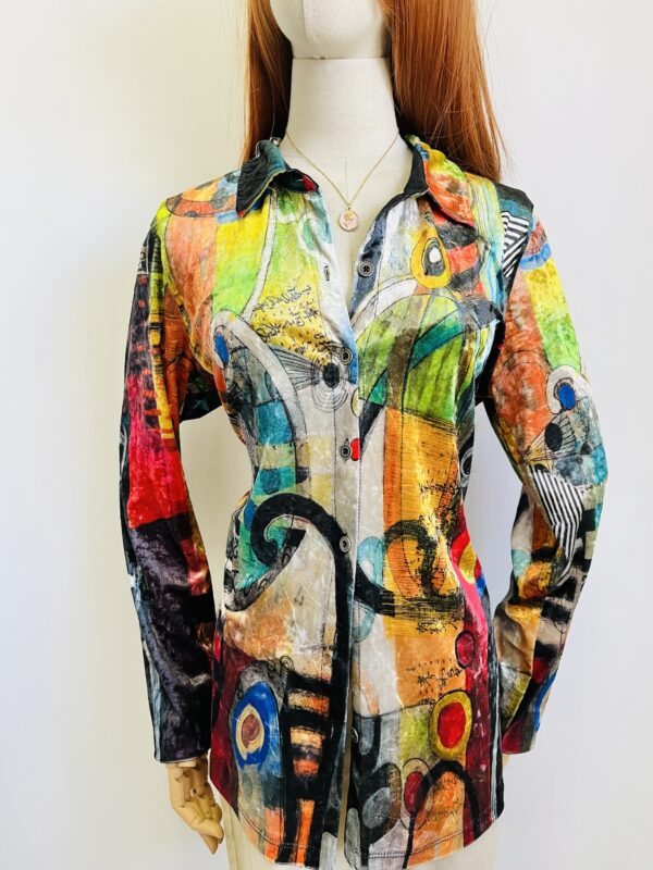 Camisa terciopelo estampado colorido, Talla L - Image 2
