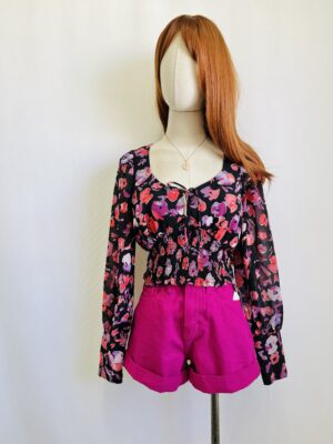 Blusa manga larga negra estampado, Talla S