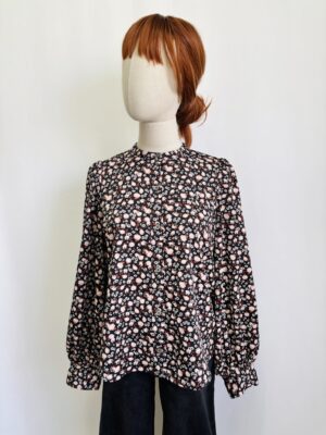 Blusa manga larga estampada, Talla M