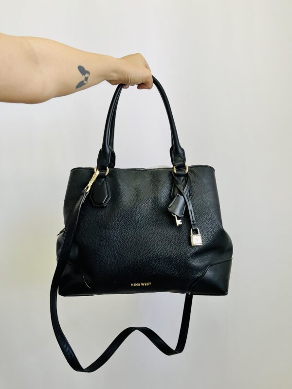 Bolso amplio Nine West