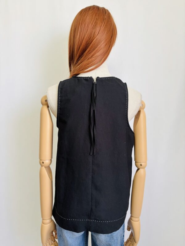 Blusa sin mangas negra, Talla L - Image 3