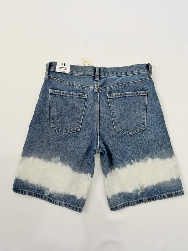 Short bicolor con etiqueta, Talla M - Image 2