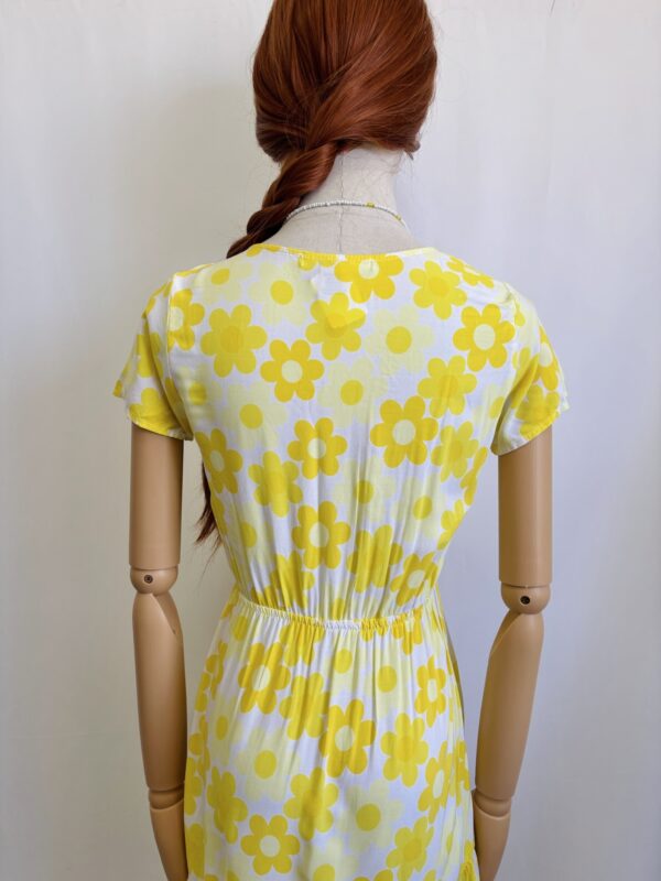 Vestido amarillo midi cintura fruncida, Talla S - Image 3