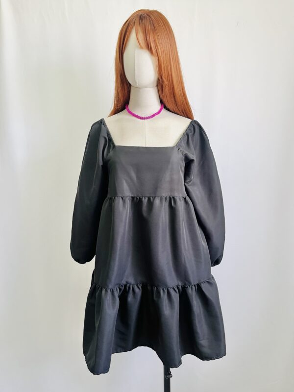Vestido negro mangas 3/4 corto, Talla S