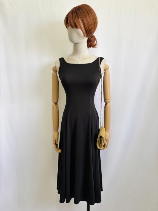 Vestido negro midi entallado, Talla S