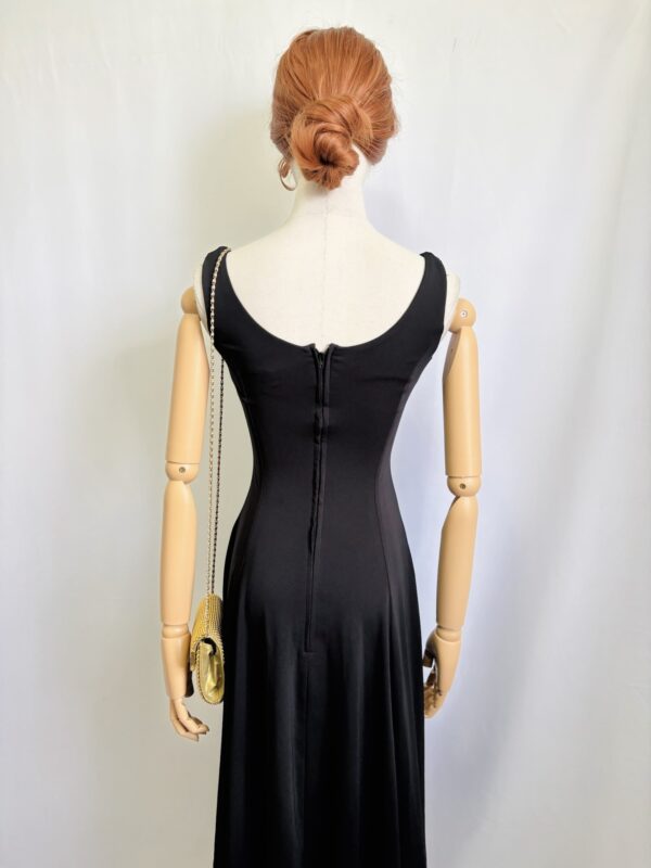 Vestido negro midi entallado, Talla S - Image 3