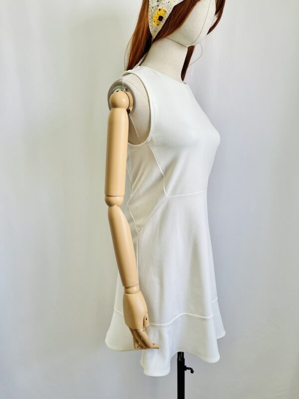 Vestido blanco sin mangas, Talla XS - Image 2