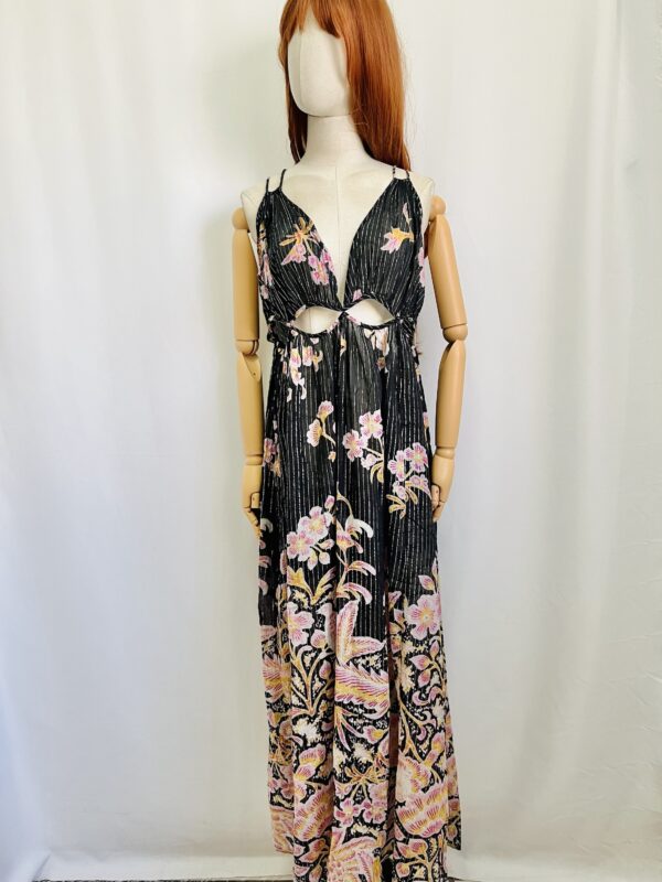 Vestido negro con flores Talla L