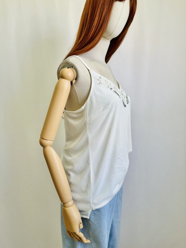 Blusa de tirantes con pedreria, Talla M - Image 3