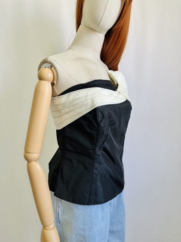 Corset negro con detalle blanco, Talla M-L - Image 2