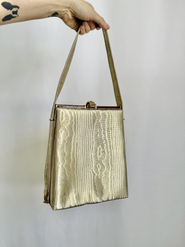 Bolso dorado vintage rectangular
