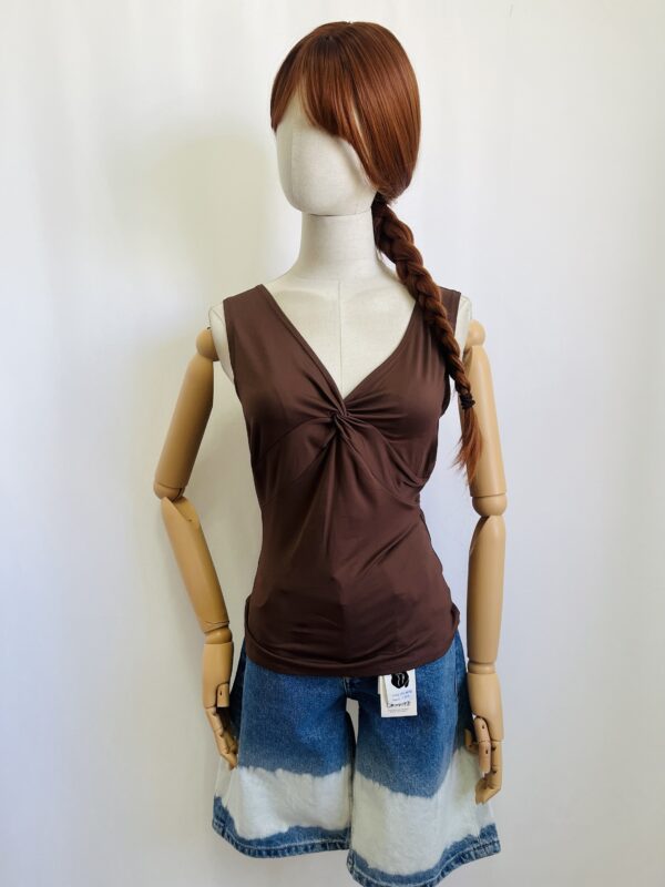 Blusa café fruncido en pecho, Talla S