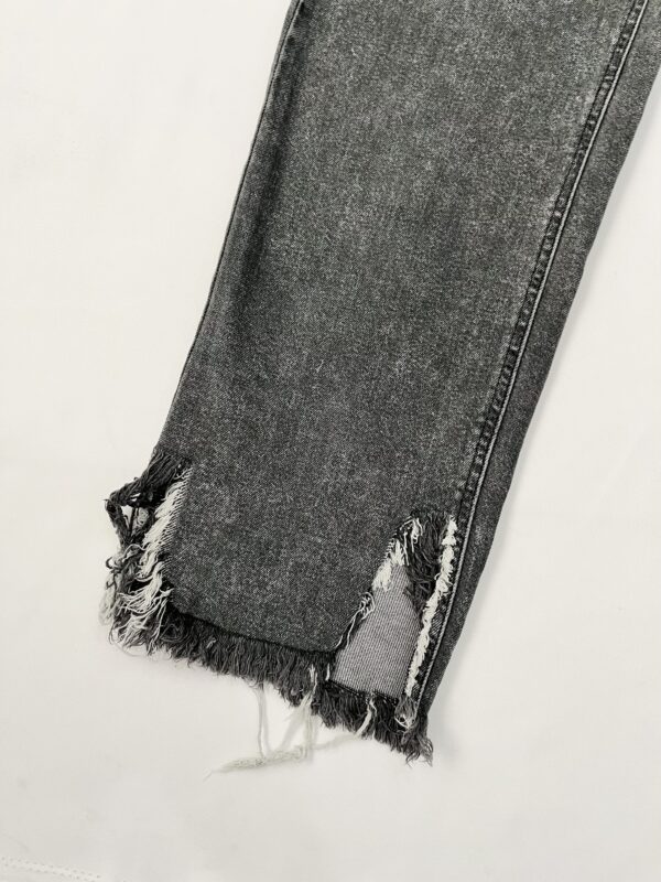 Jeans high rise negros, Talla M - Image 2