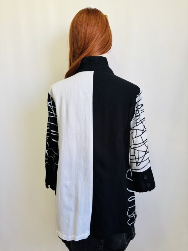 Camisa abstracta, Talla M-L - Image 3