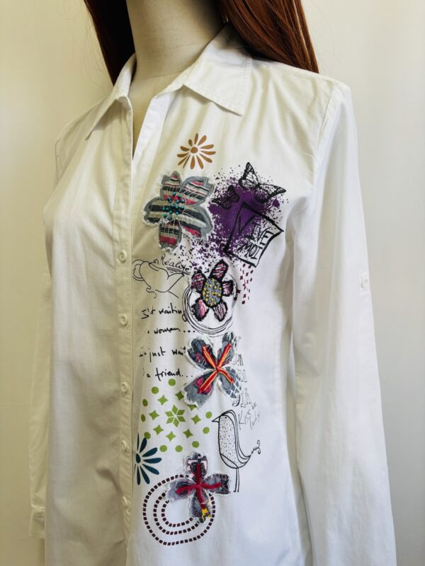 Camisa blanca Desigual, Talla S-M - Image 2