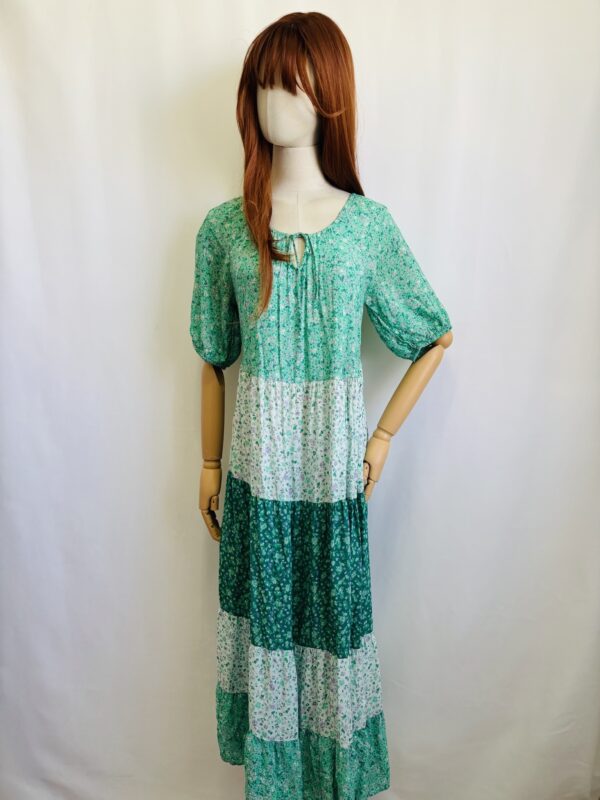 Vestido largo de tonos verdes, Talla M