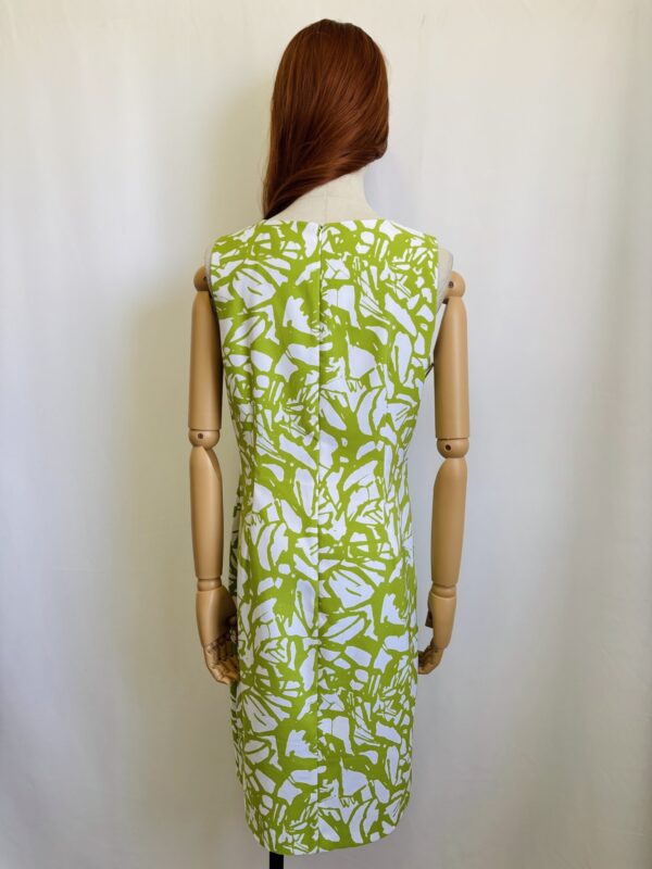 Vestido verde con blanco corte recto, Talla M - Image 3