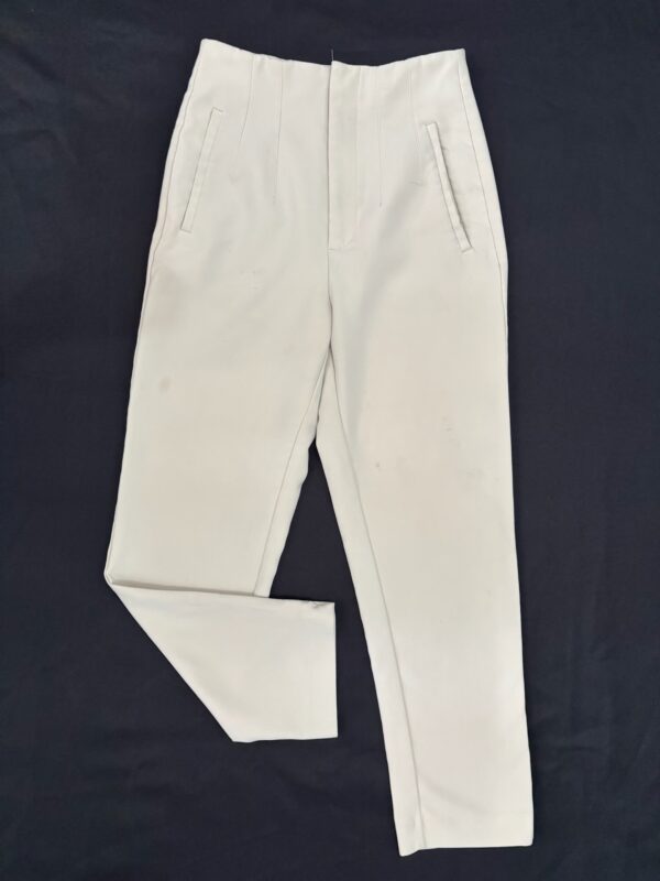 Pantalón recto beige tiro alto, Talla S