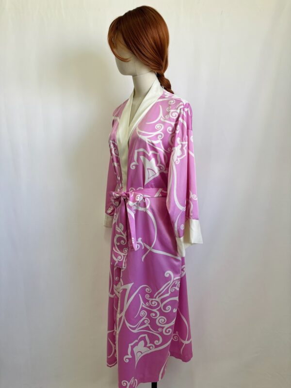 Kimono rosa con blanco Talla L - Image 2