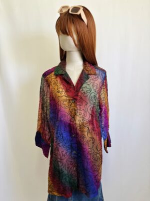 Camisa colorida con bordado, Talla M