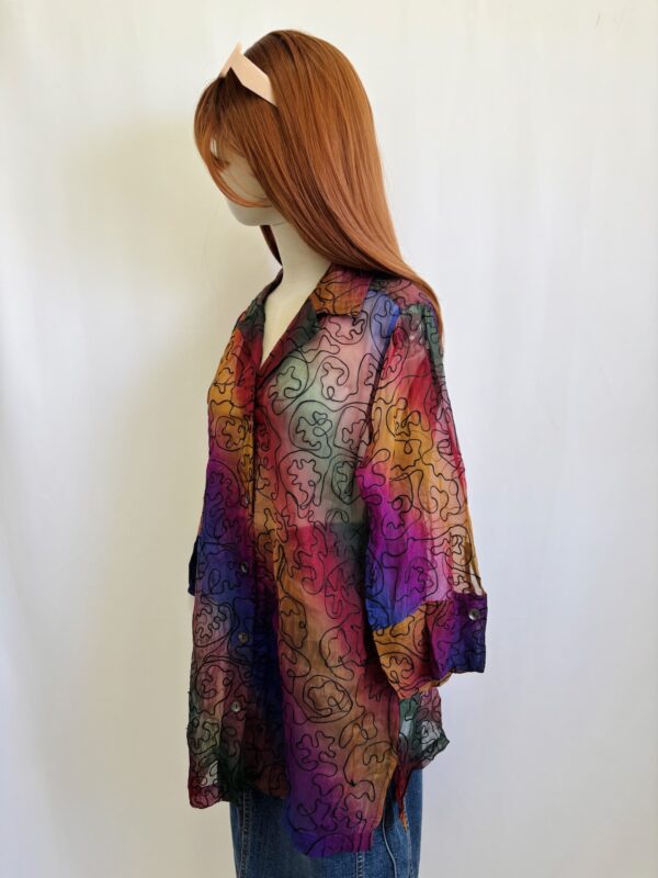 Camisa colorida con bordado, Talla M - Image 2