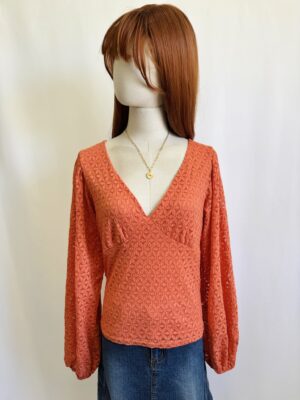 Blusa naranja de encaje, Talla L