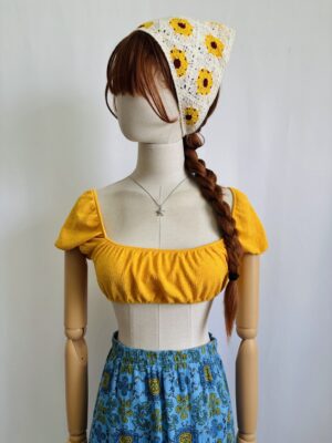 Crop top amarillo estilo campesina, Talla S