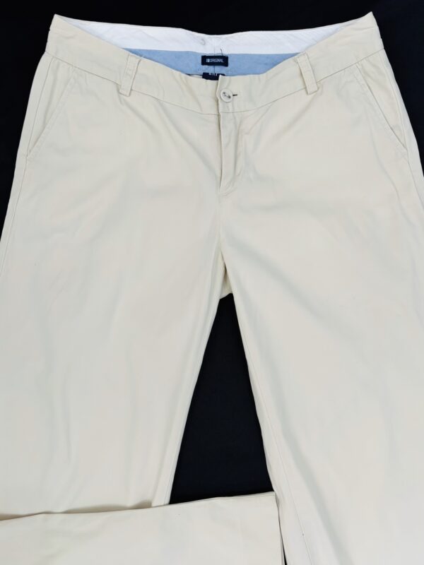 Pantalón de vestir beige corte wide leg, Talla S - Image 2