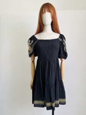 Vestido detalles en hombros Talla grande