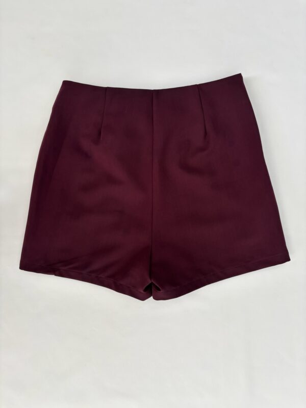 Falda short guinda Talla L - Image 3
