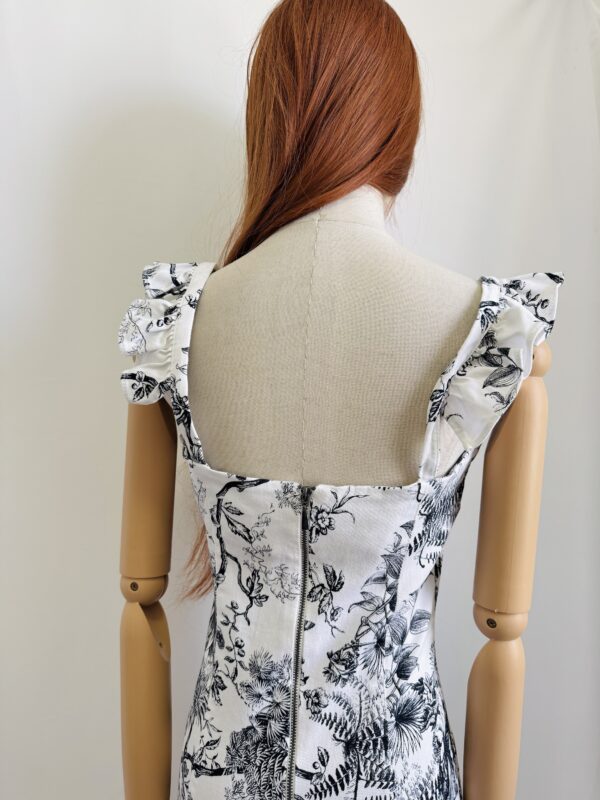 Vestido dibujos Talla M - Image 4