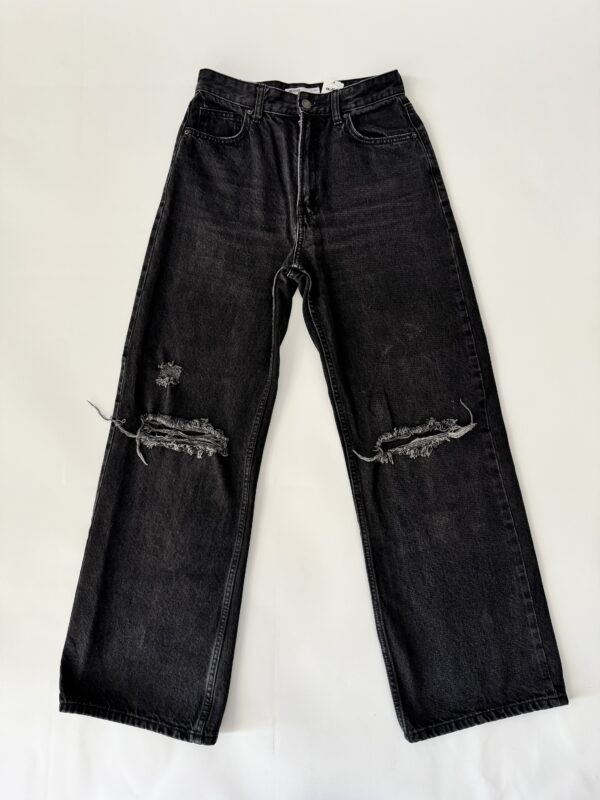 Jeans anchos rotos Talla 4 - Image 2