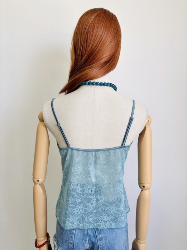 Blusa encaje VS Talla M-L - Image 3