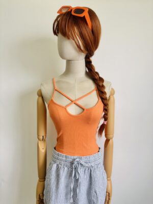 Top naranja Talla S