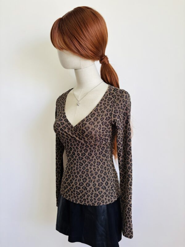 Blusa animal print Talla S - Image 2