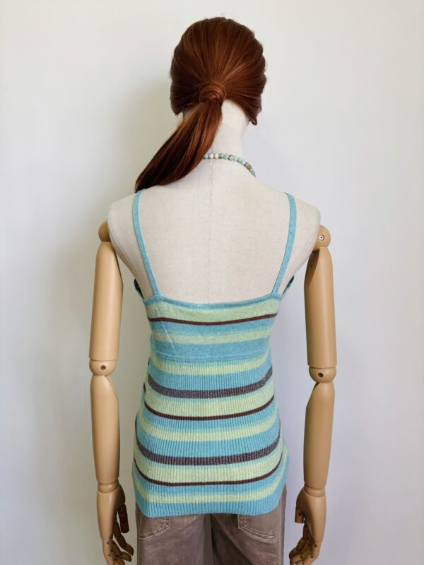 Blusa brillosa Talla L - Image 3