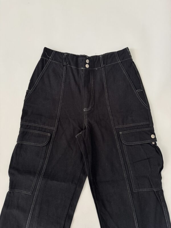 Pantalón cargo grueso Talla M - Image 2