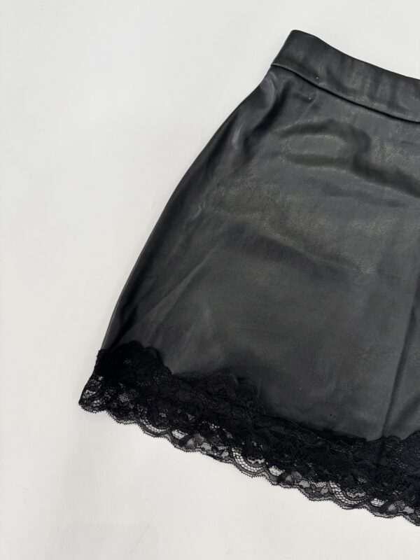 Falda vinipiel Talla S - Image 2