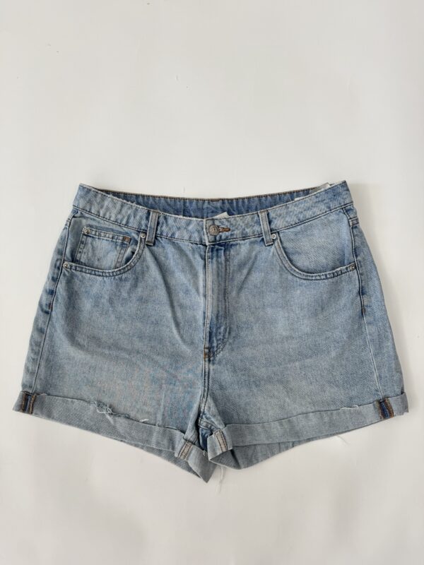 Short mezclilla Talla L