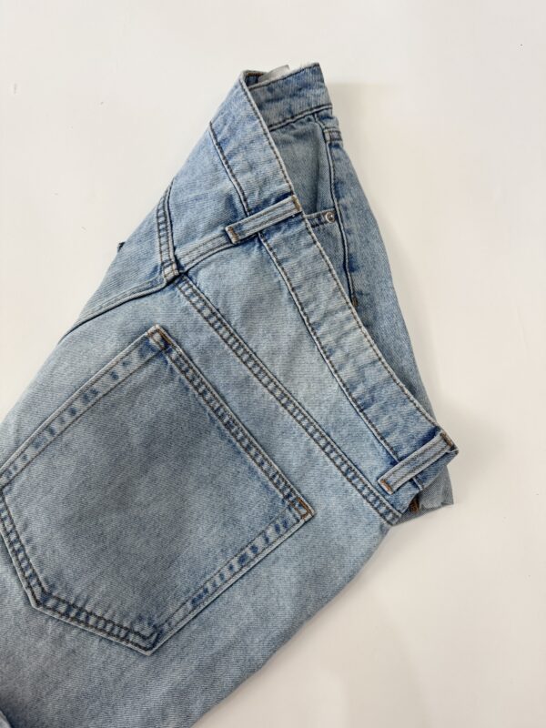 Short mezclilla Talla L - Image 2