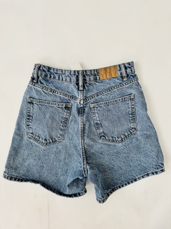 Shorts largos Zara Talla 6 - Image 3