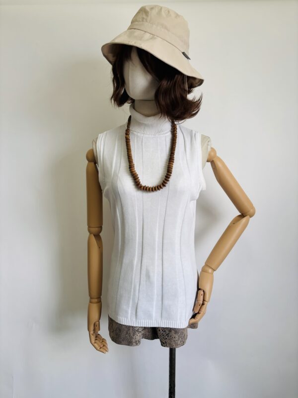Blusa cuello alto Talla M