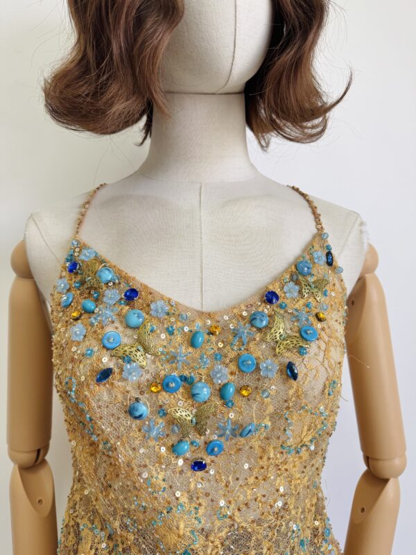 Blusa encaje bordados Talla M-L - Image 2