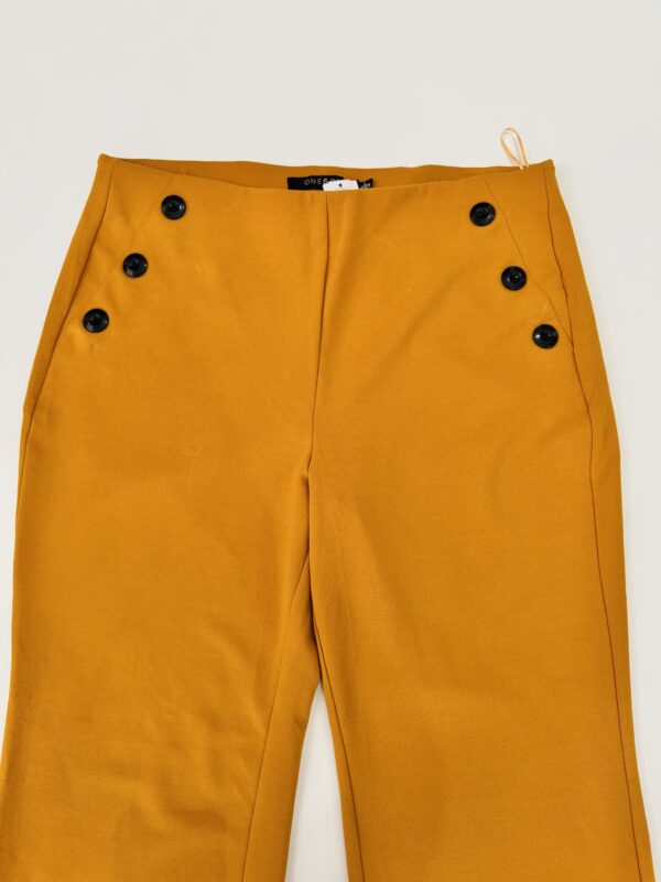Pantalon mostaza Talla L - Image 2