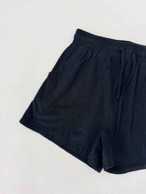 Short negro corto Talla S - Image 2